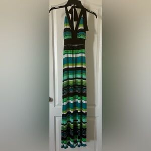 Unfocus Studio - Vintage Halter Maxi Dress